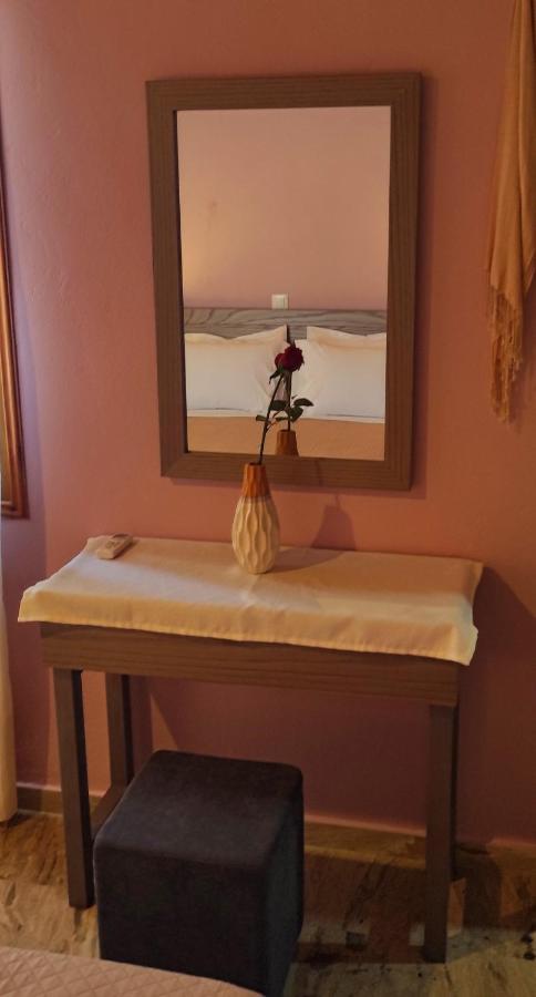 Artaki Beach Comfy Apartment Корони Экстерьер фото